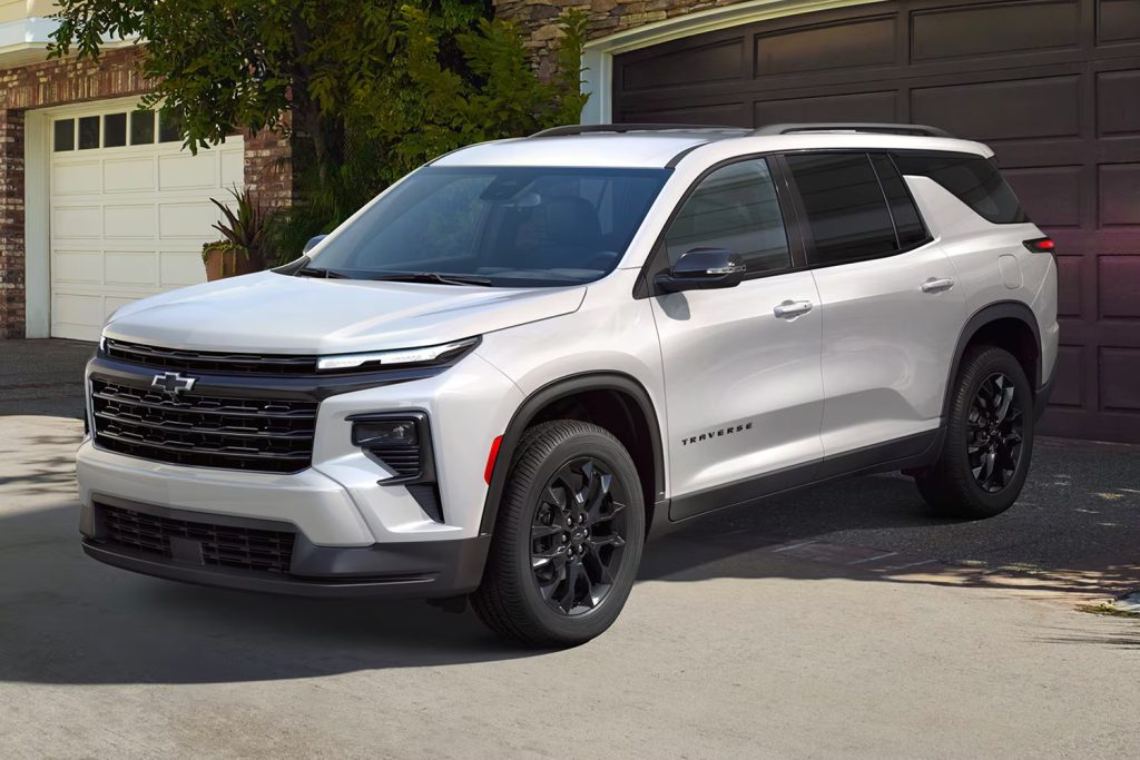 2026 Chevy Traverse Exterior
