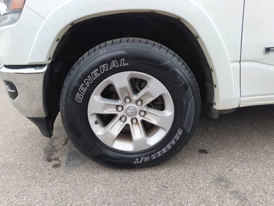 2020 RAM 1500 Laramie Quad Cab 4x4 6'4" Box