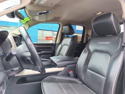 2020 RAM 1500 Laramie Quad Cab 4x4 6'4" Box