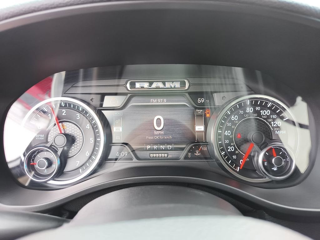 2020 RAM 1500 Laramie Quad Cab 4x4 6'4" Box