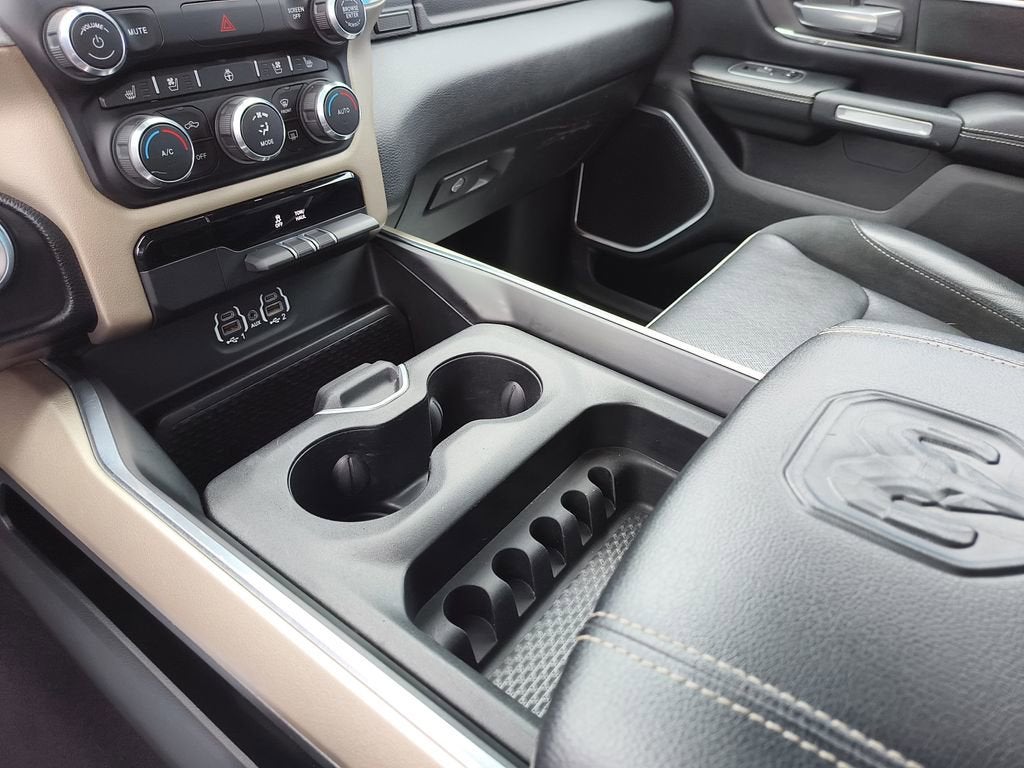 2020 RAM 1500 Laramie Quad Cab 4x4 6'4" Box