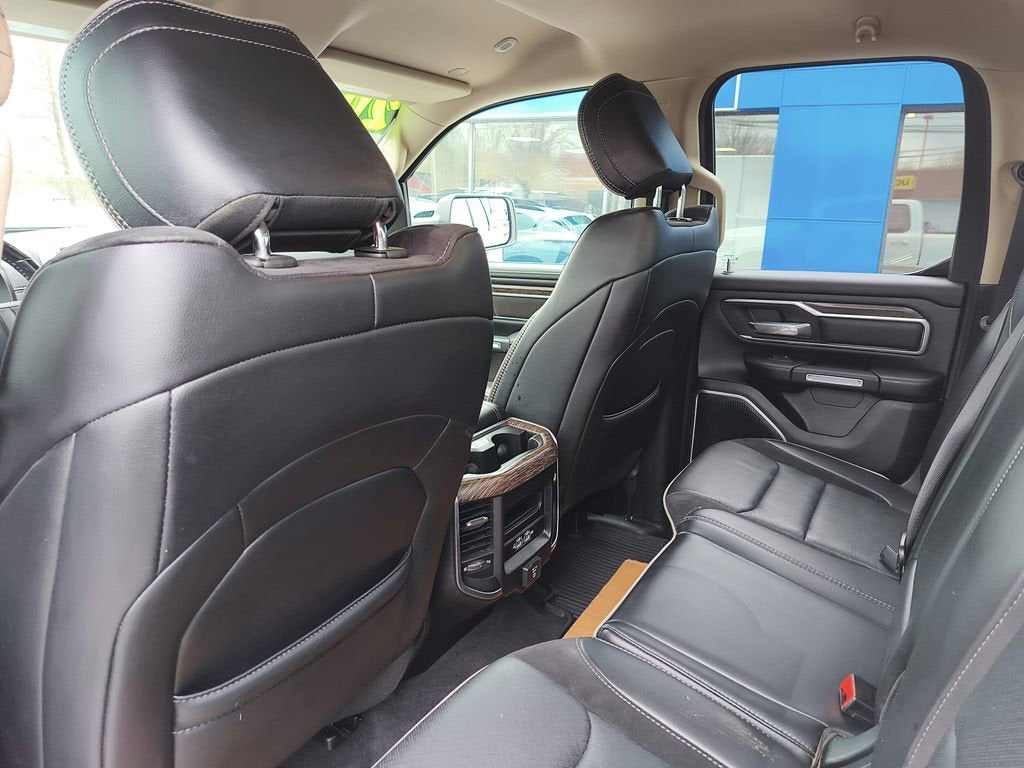 2020 RAM 1500 Laramie Quad Cab 4x4 6'4" Box