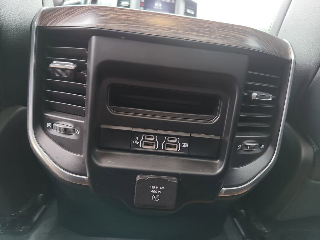 2020 RAM 1500 Laramie Quad Cab 4x4 6'4" Box