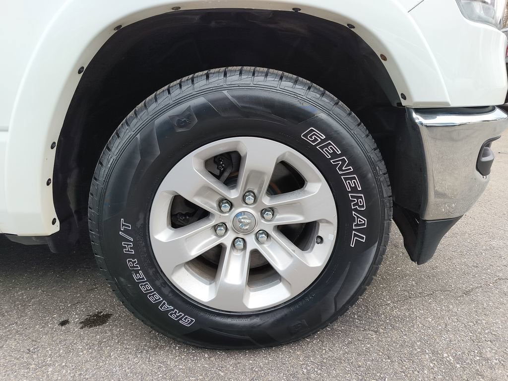 2020 RAM 1500 Laramie Quad Cab 4x4 6'4" Box