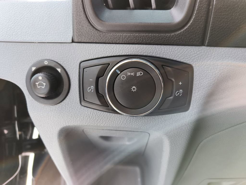 2019 Ford Transit-150 XL