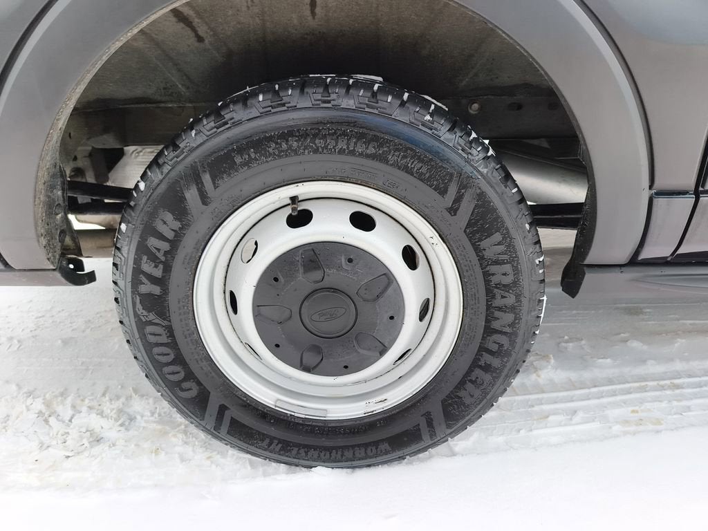 2019 Ford Transit-150 XL