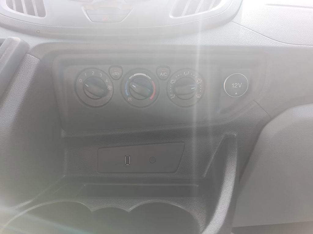 2019 Ford Transit-150 XL