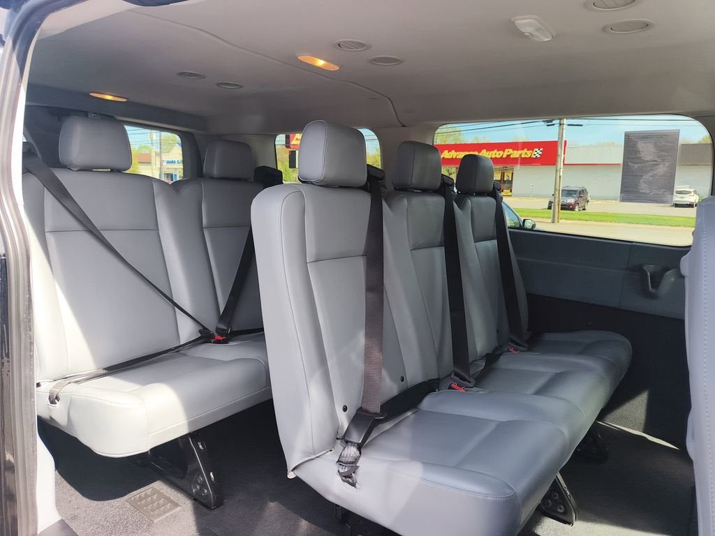 2019 Ford Transit-150 XL