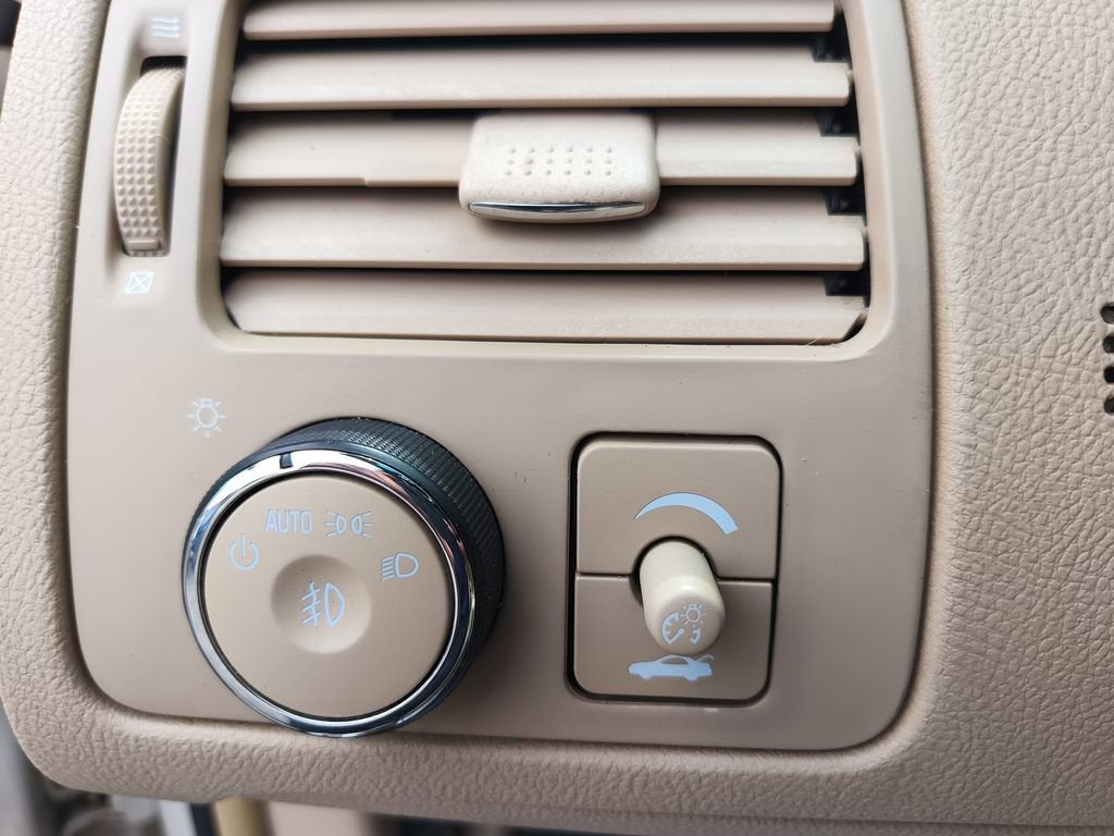 2011 Buick Lucerne CX