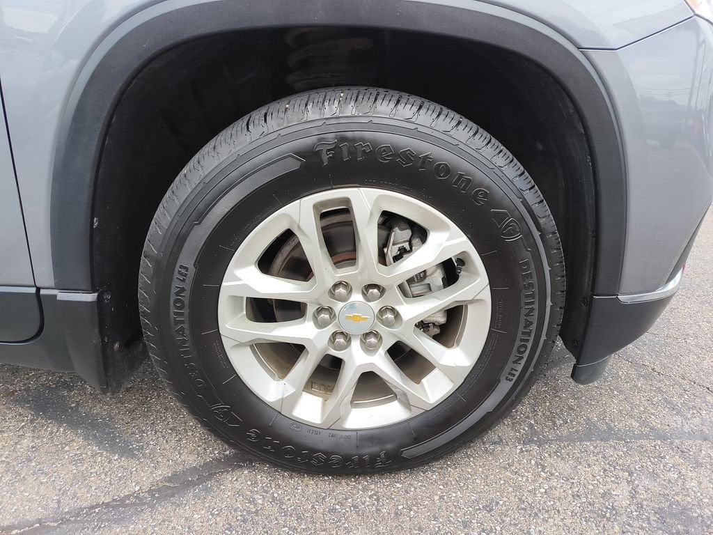 2021 Chevrolet Traverse LT Cloth