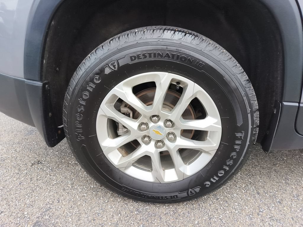 2021 Chevrolet Traverse LT Cloth