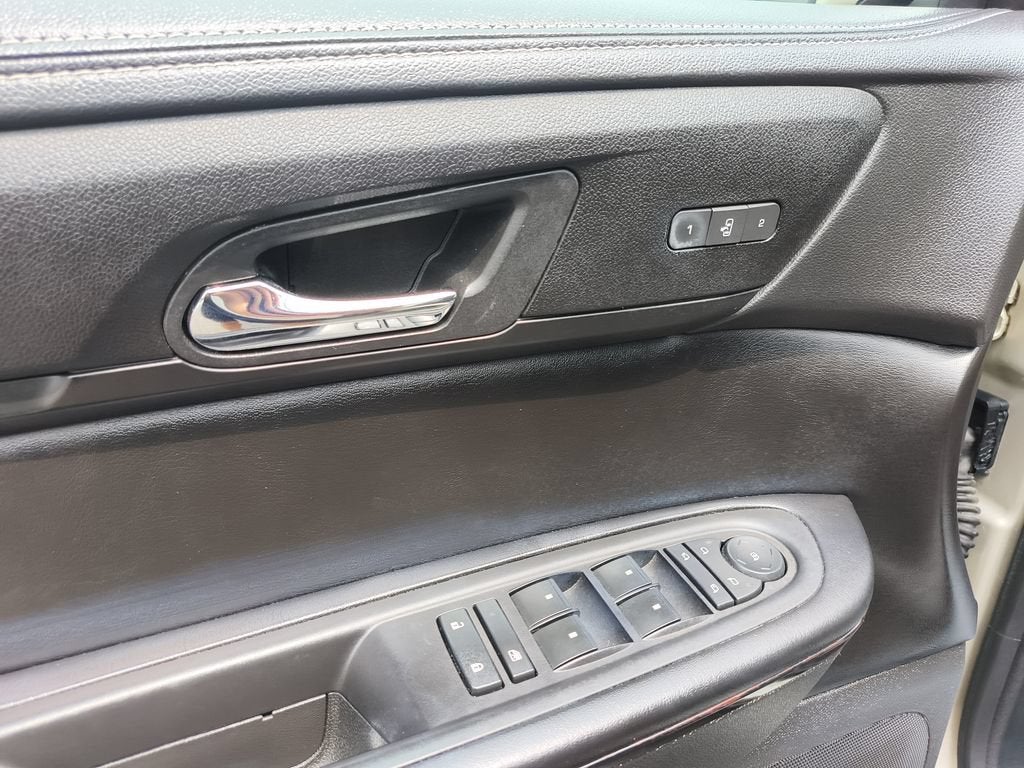 2015 Chevrolet Traverse LTZ