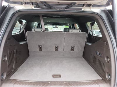 2022 Chevrolet Suburban LT