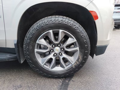 2022 Chevrolet Suburban LT