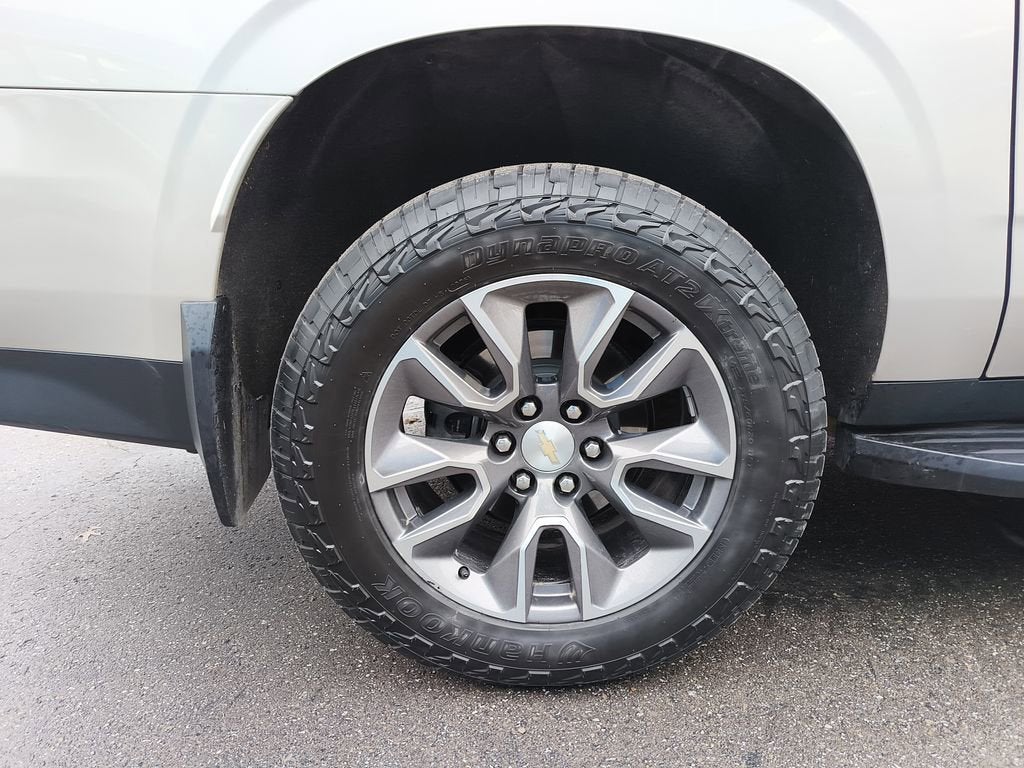 2022 Chevrolet Suburban LT