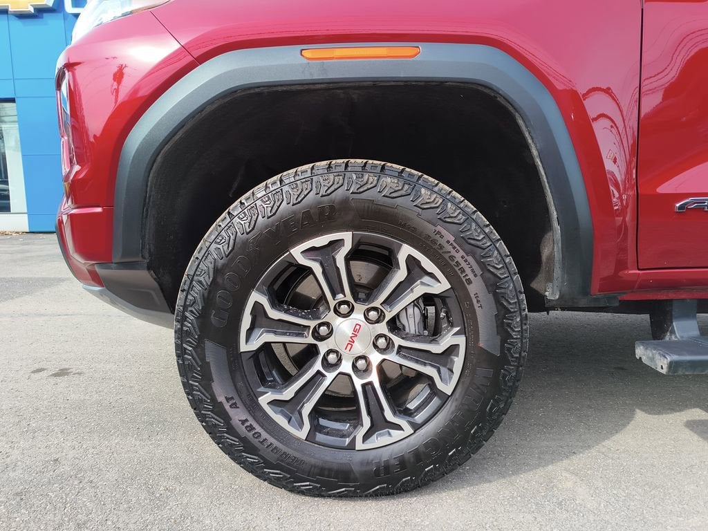 2024 GMC Canyon AT4