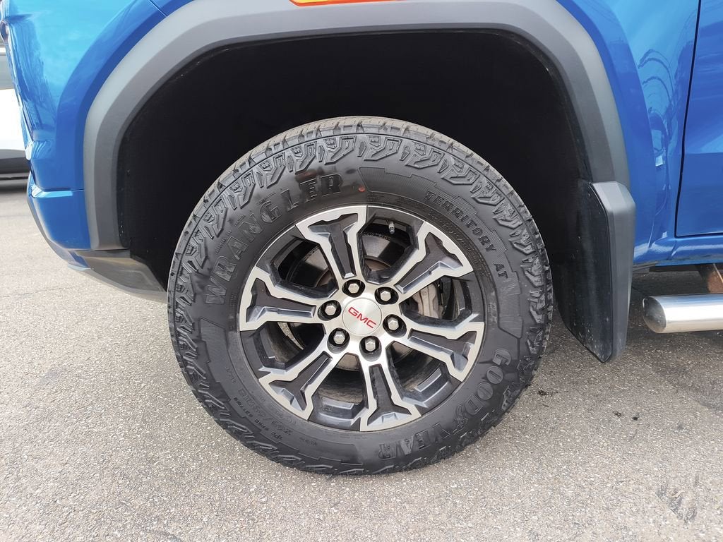 2023 GMC Canyon AT4