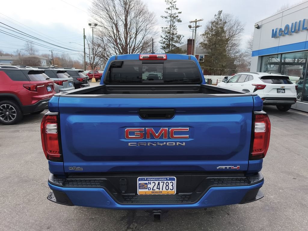 2023 GMC Canyon AT4