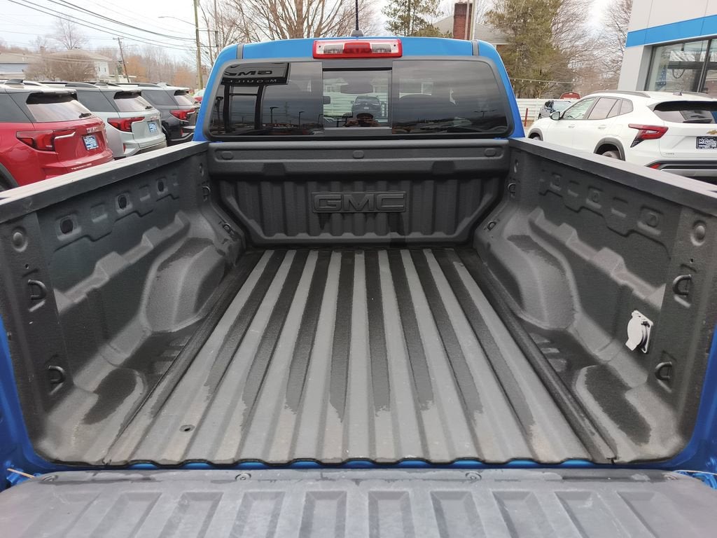 2023 GMC Canyon AT4