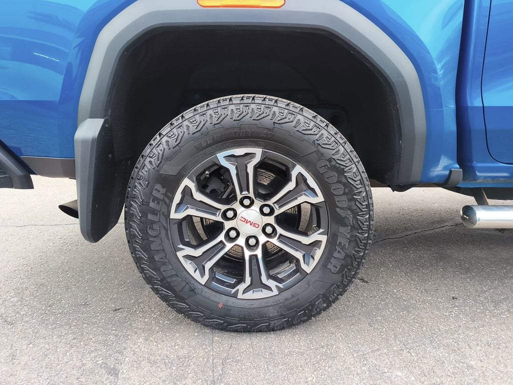2023 GMC Canyon AT4