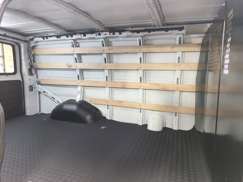 2024 GMC Savana Cargo 2500 Work Van