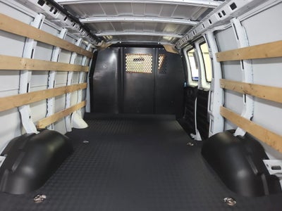 2024 GMC Savana Cargo 2500 Work Van