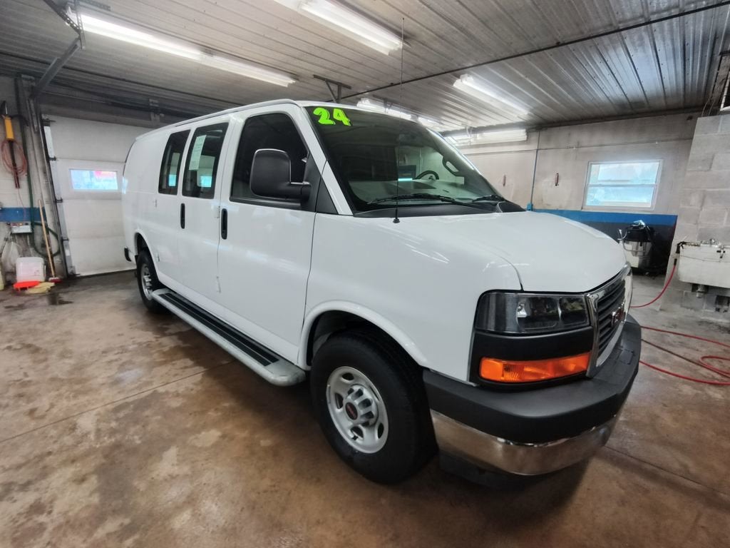 2024 GMC Savana Cargo 2500 Work Van