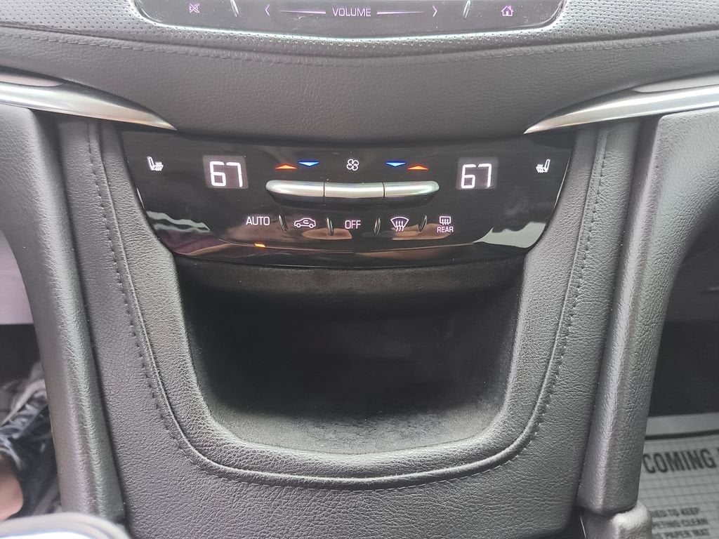 2017 Cadillac XT5 Luxury AWD