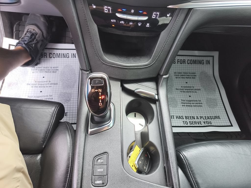 2017 Cadillac XT5 Luxury AWD