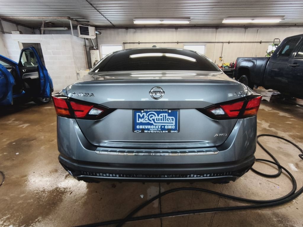 2022 Nissan Altima SR Intelligent AWD