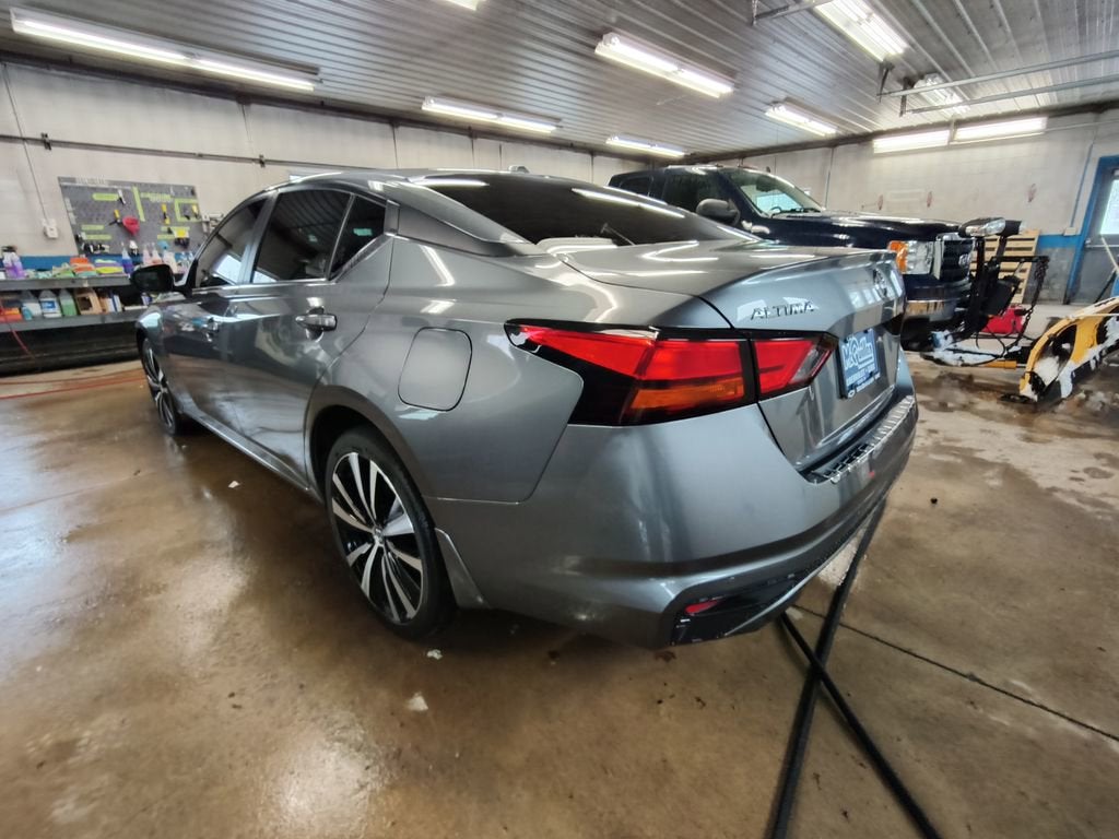 2022 Nissan Altima SR Intelligent AWD