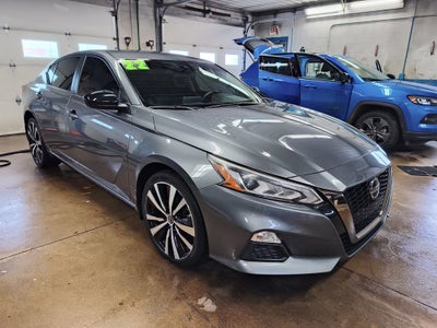 2022 Nissan Altima SR Intelligent AWD
