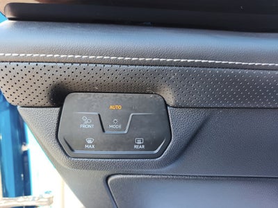 2025 Volkswagen Atlas Cross Sport 2.0T SE
