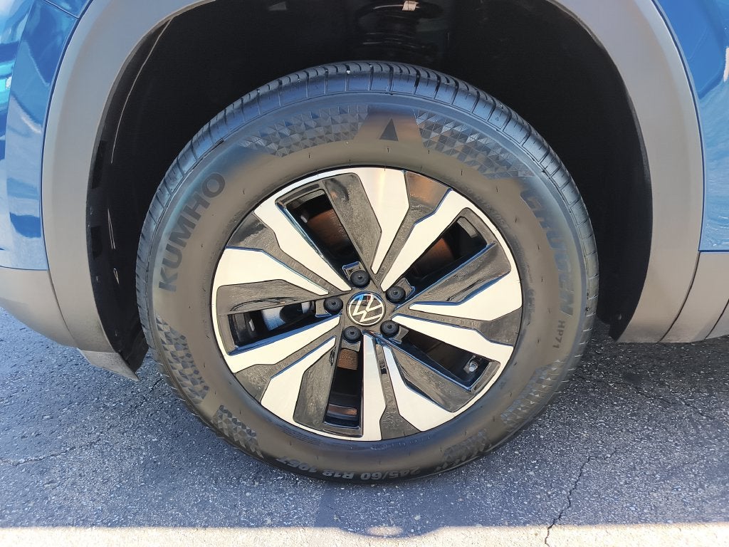 2025 Volkswagen Atlas Cross Sport 2.0T SE
