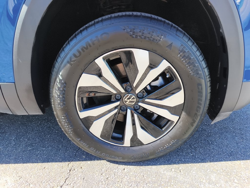 2025 Volkswagen Atlas Cross Sport 2.0T SE