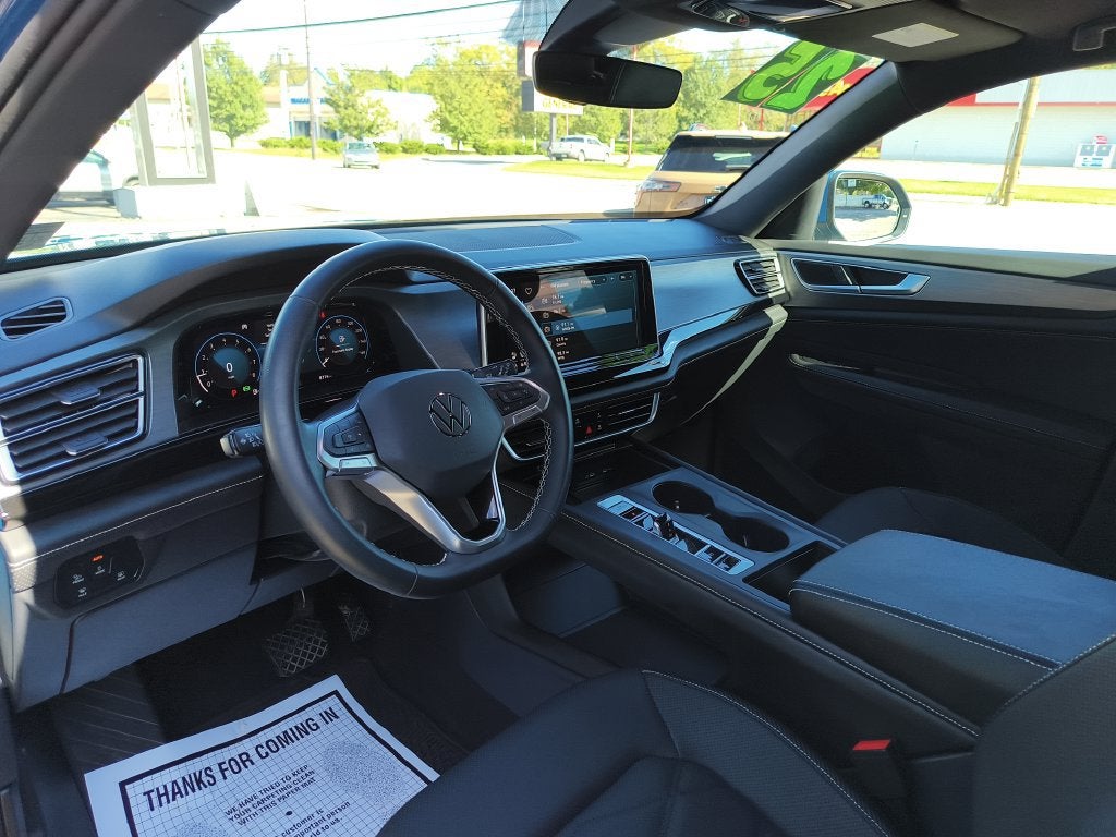2025 Volkswagen Atlas Cross Sport 2.0T SE