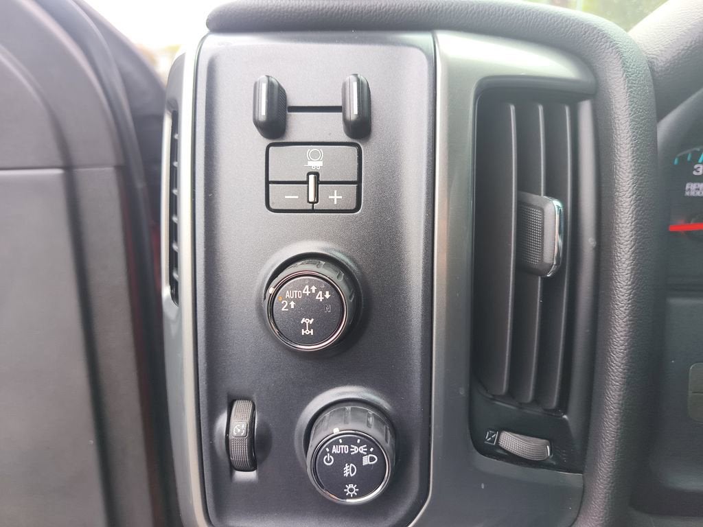 2019 Chevrolet Silverado LD LT