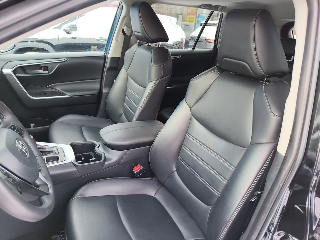 2023 Toyota RAV4 XLE Premium