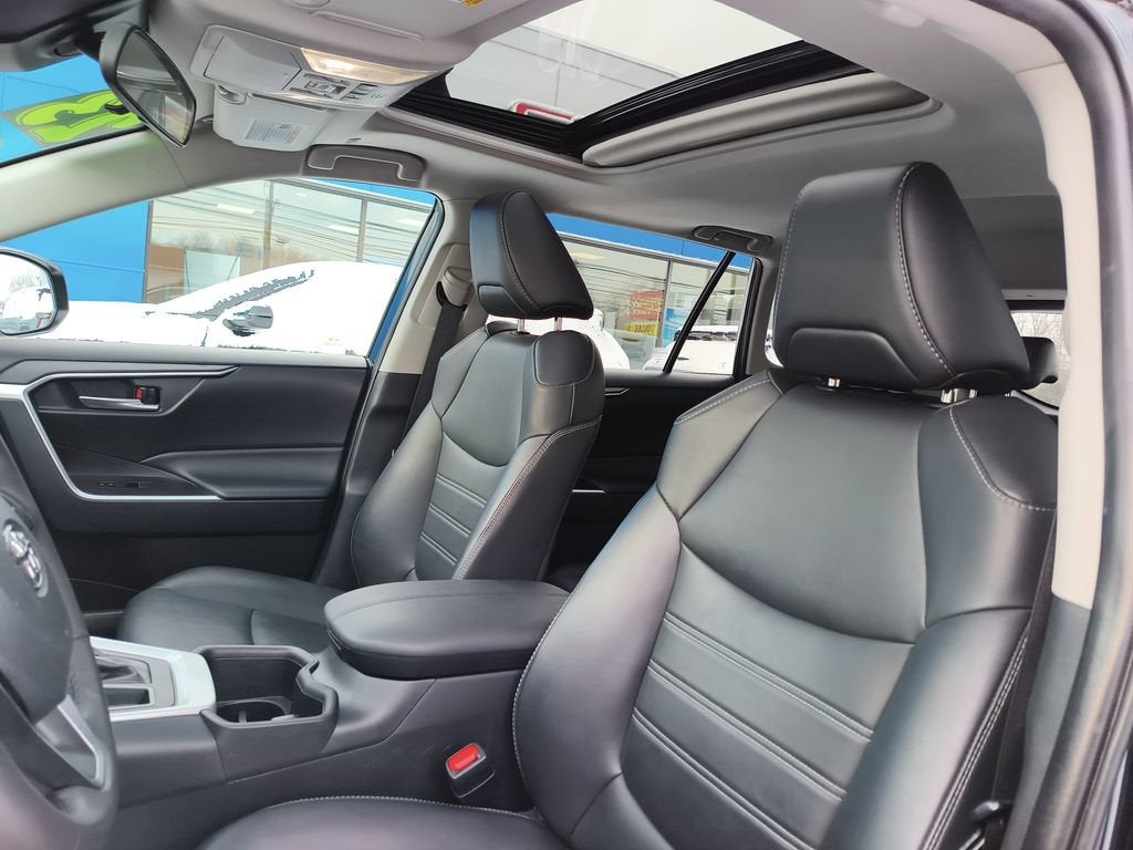 2023 Toyota RAV4 XLE Premium