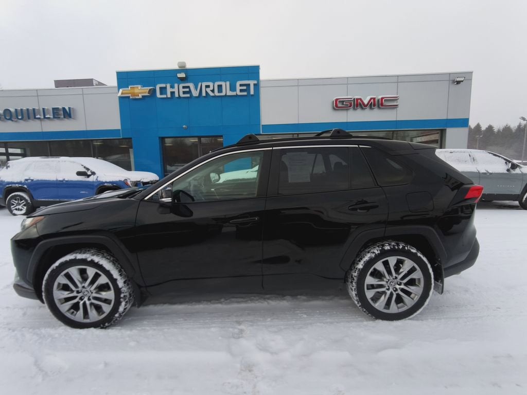 2023 Toyota RAV4 XLE Premium