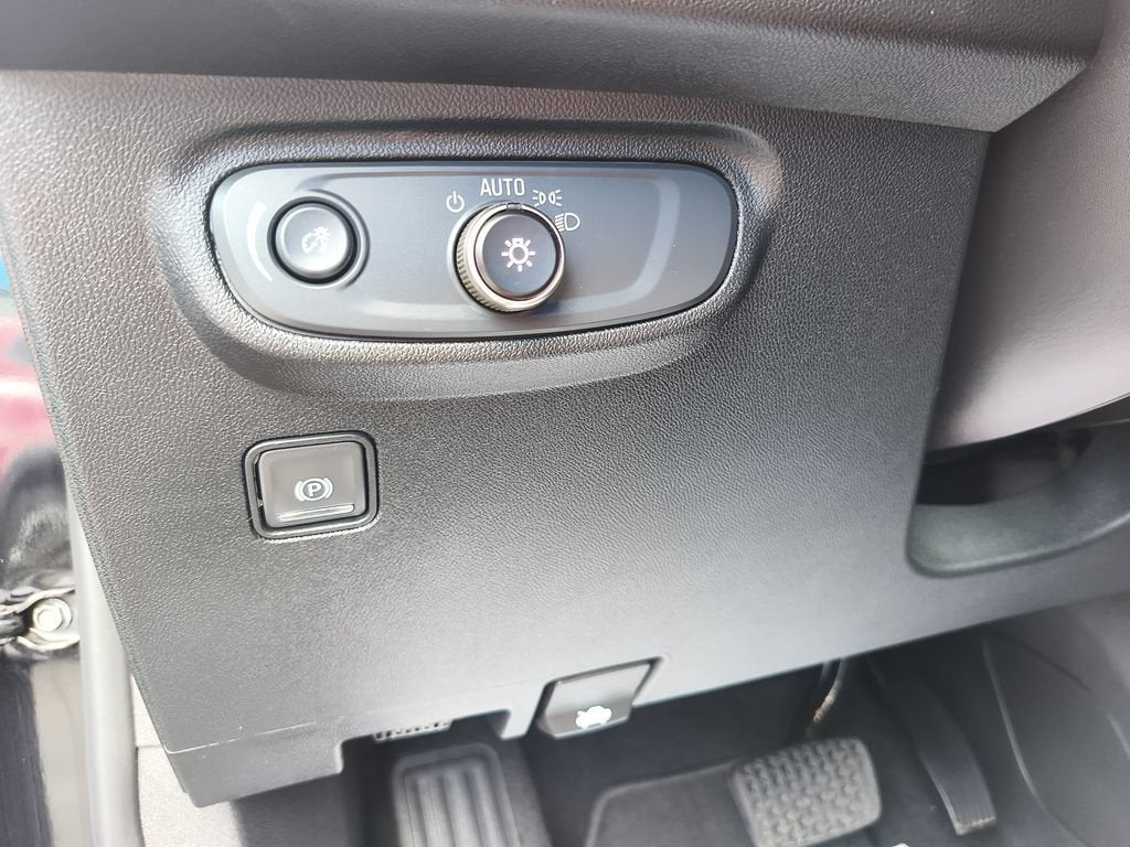 2024 GMC Terrain SLE - Photo 20