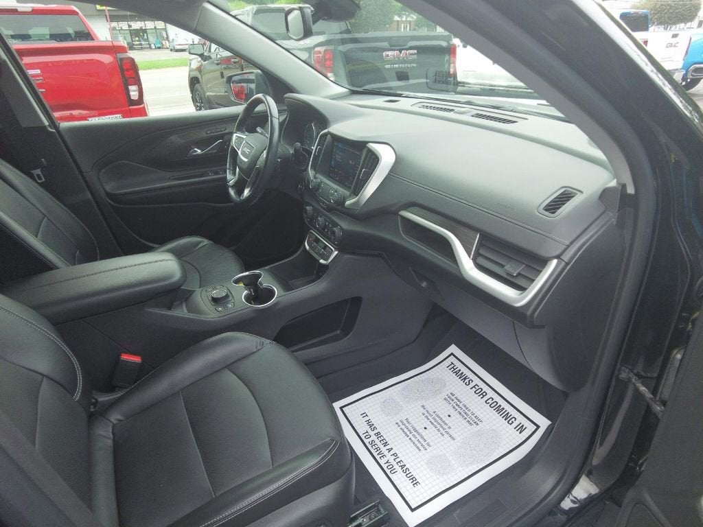 2022 GMC Terrain SLT