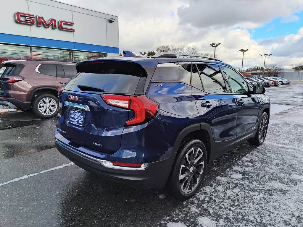 2022 GMC Terrain SLT