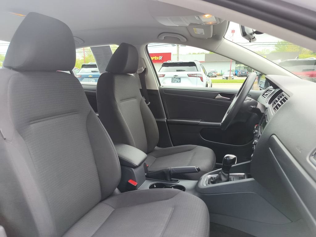 2015 Volkswagen Jetta 2.0L S