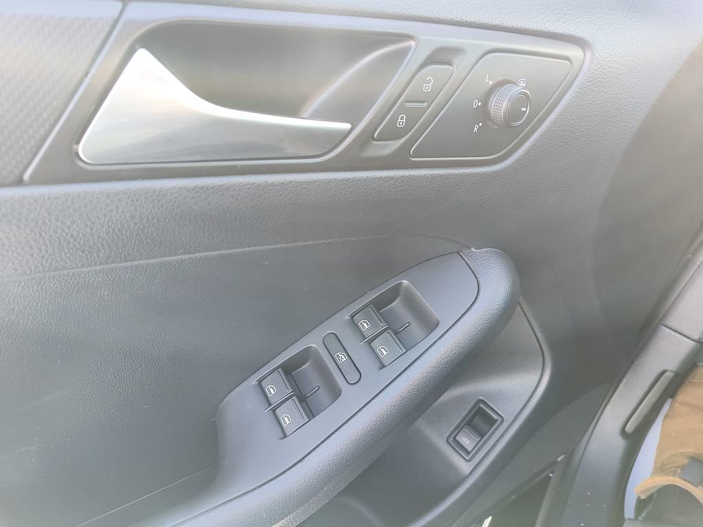 2015 Volkswagen Jetta 2.0L S