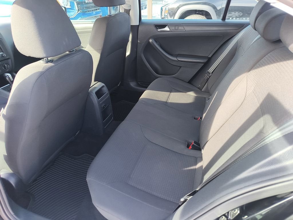 2015 Volkswagen Jetta 2.0L S