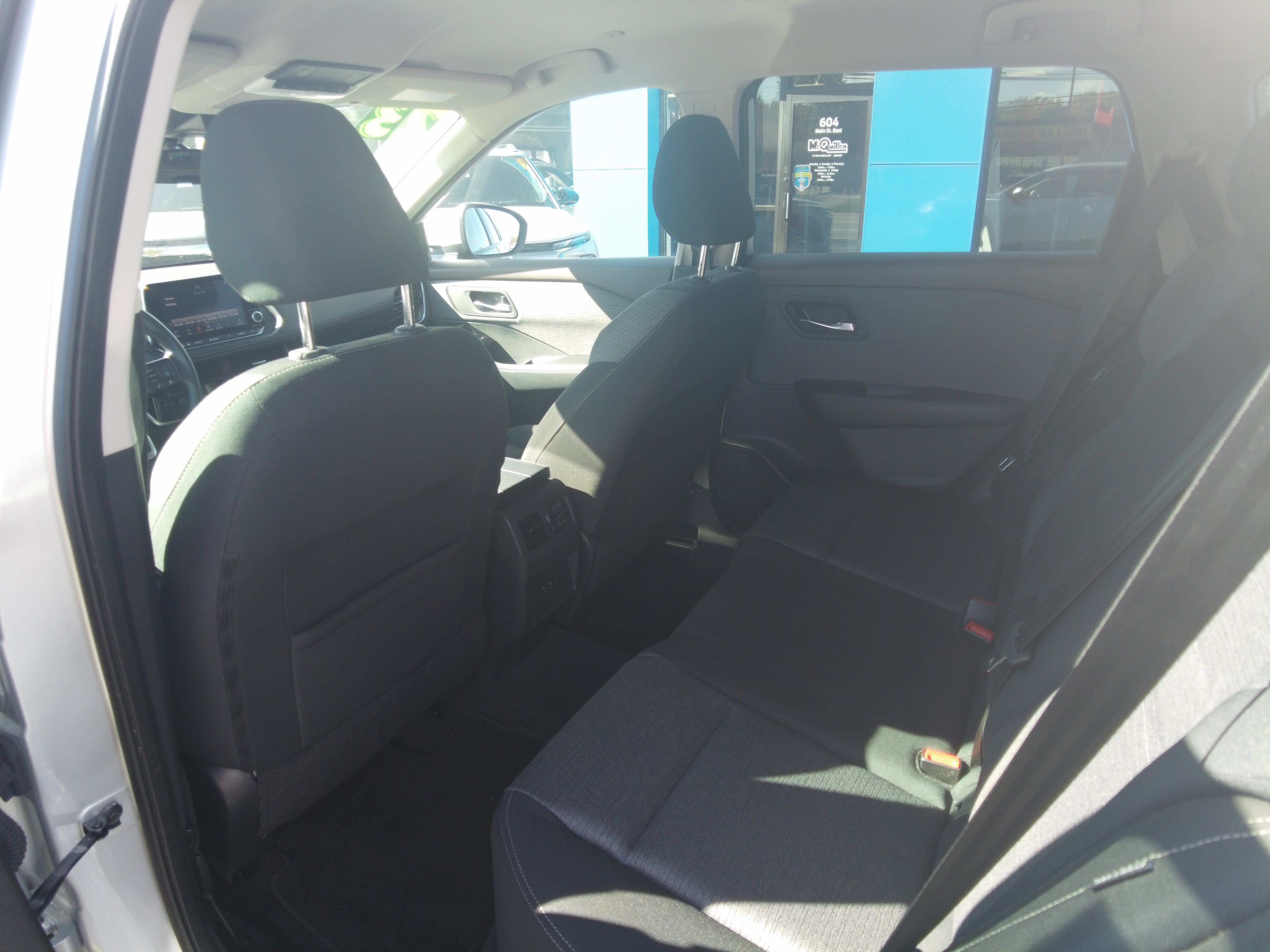 2022 Nissan Rogue SV