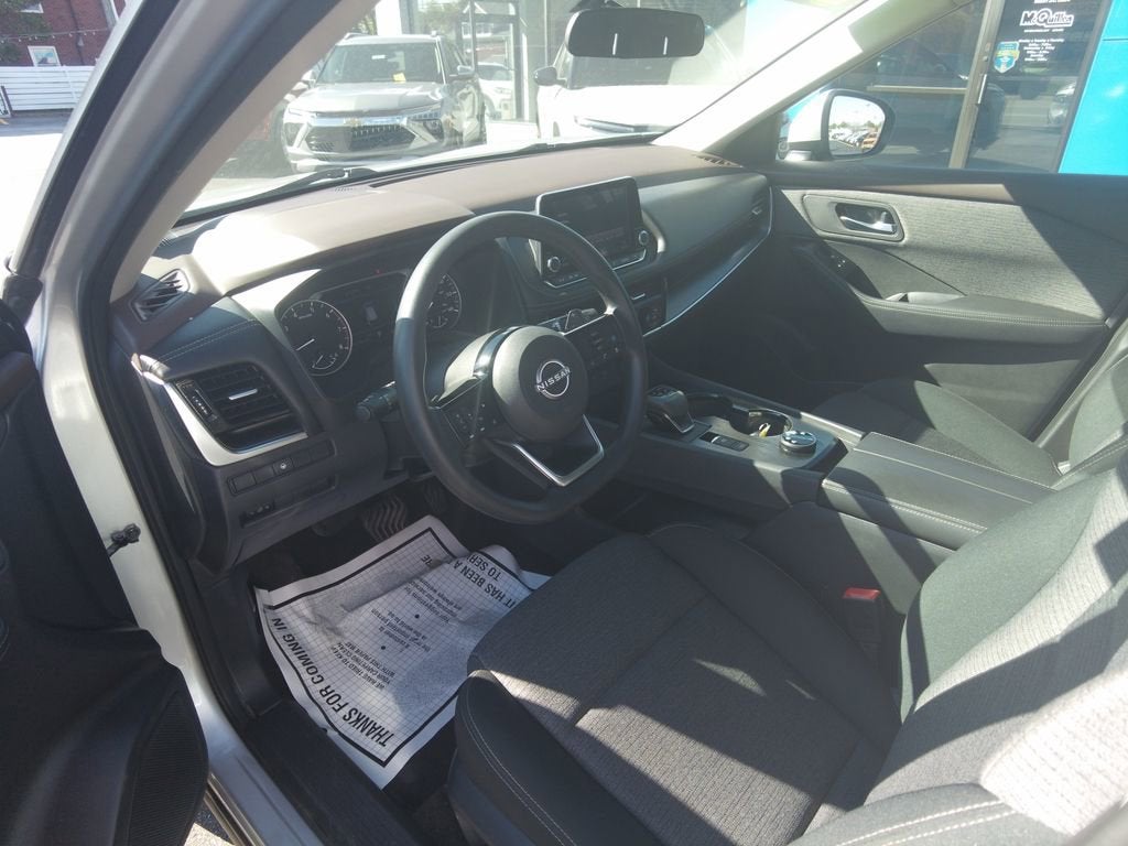 2022 Nissan Rogue SV