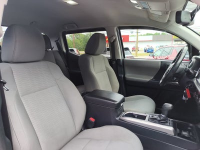 2017 Toyota Tacoma SR5 V6