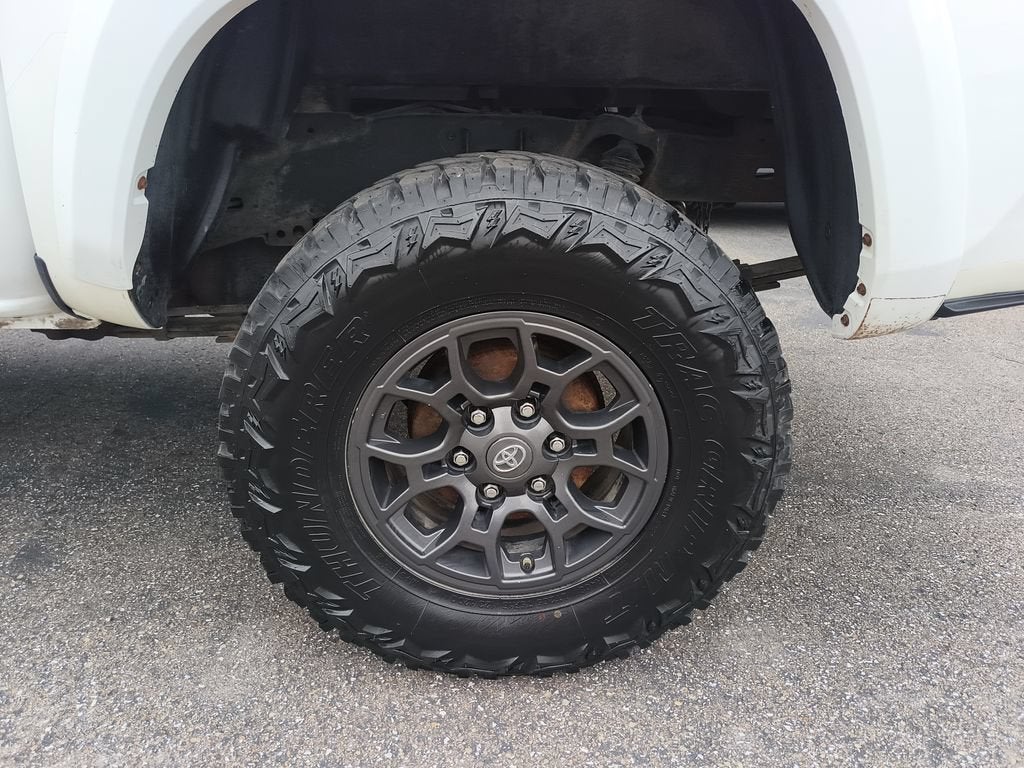 2017 Toyota Tacoma SR5 V6
